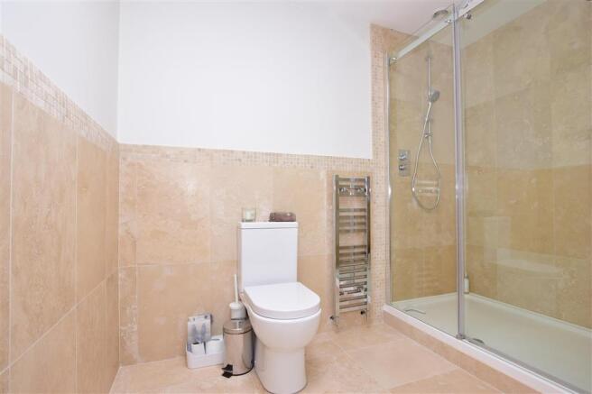Family Shower Room