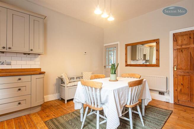 3 bed Terraced for sale Image 5