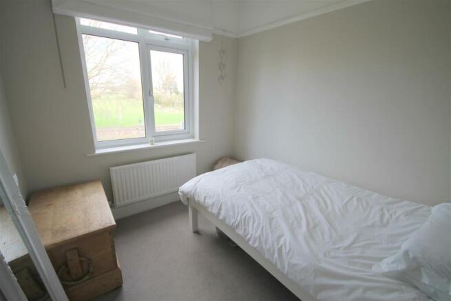 Bed 3.JPG