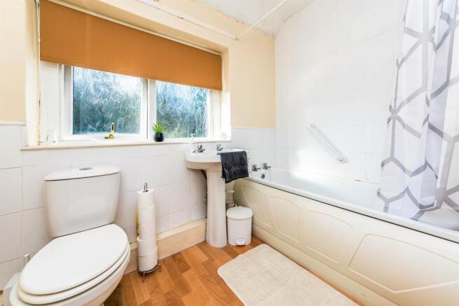 Family Bathroom: