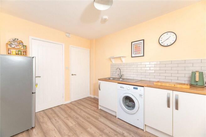 2 bed Town House for sale Image 8