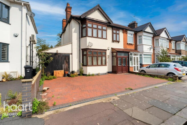 St Andrews Road, Ilford photo 2