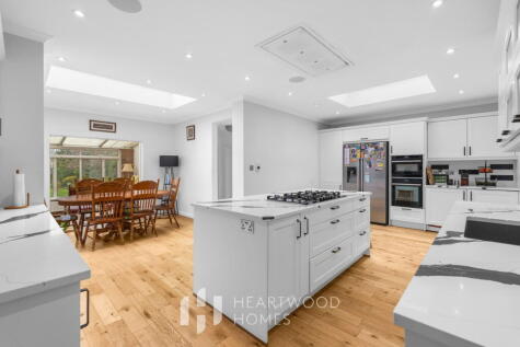 Napsbury Lane, St. Albans, AL1 1DU