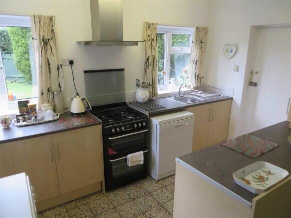 BREAKFAST KITCHEN
