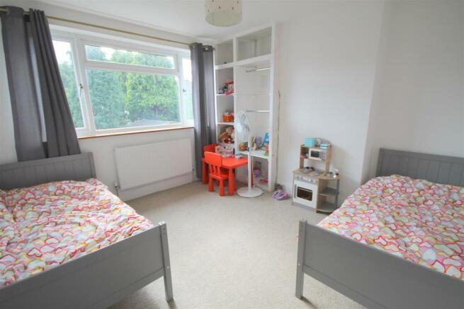 Bedroom 2.JPG