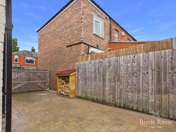 3 bed Semi-Detached for sale Image 12