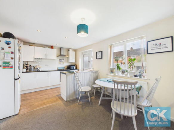 Orchard Close, Penkridge, Staffordshire, ST19 5BJ photo 5