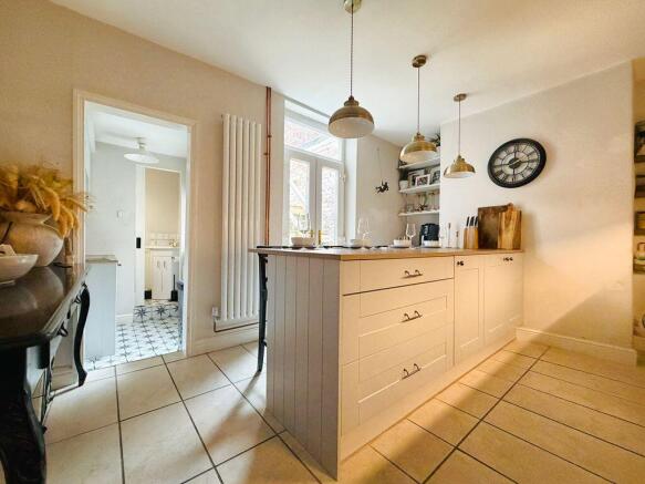 2 bed Terraced for sale Image 5