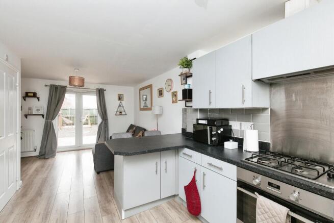 Lounge / Kitchen
