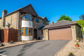 158, Hawthorne Way, Shelley, Huddersfield HD8 8PX