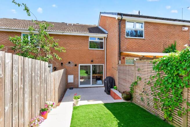 2 bed Terraced for sale Image 12
