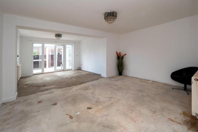 4 bed Terraced for sale Image 11
