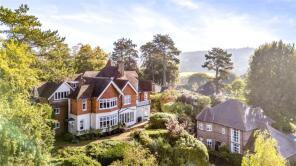 Flat 2, Riverdene House, Warwicks Bench, Guildford GU1 3TR