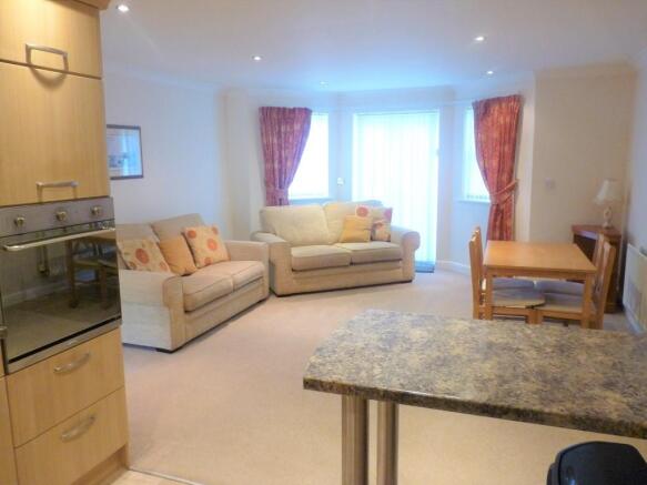 Open Plan :Living