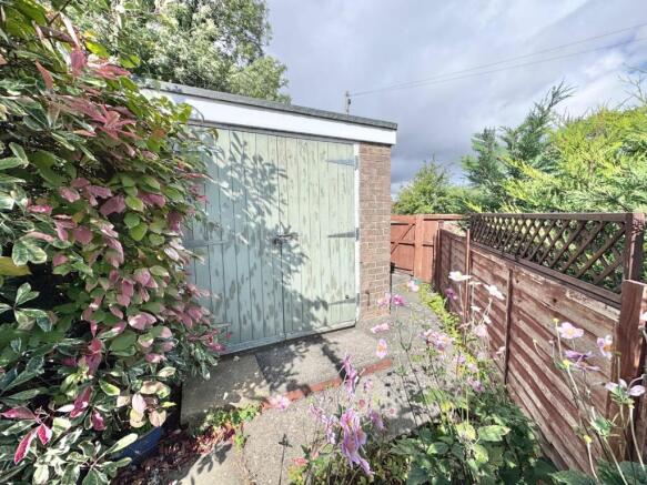 SHED EXTERNAL