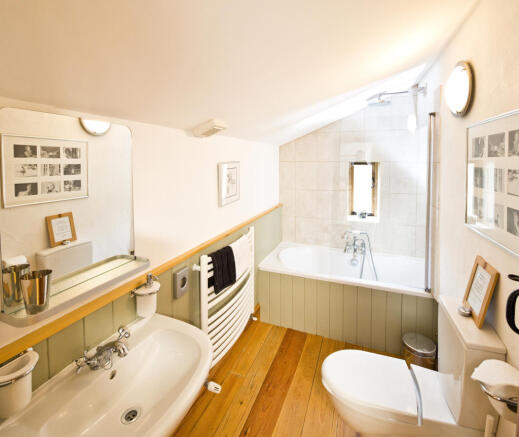 Photo 5