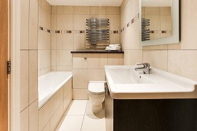 Bathroom.JPG