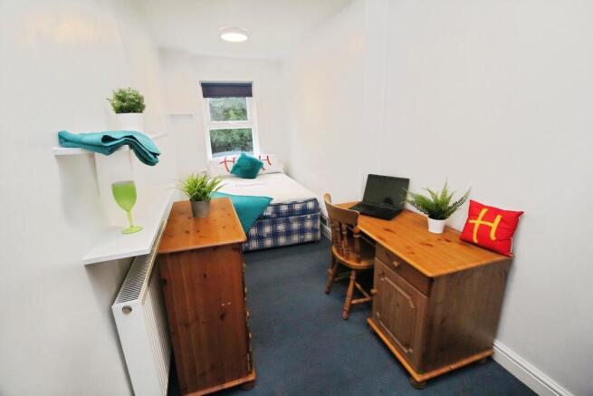 5 bed Terraced for sale Image 7