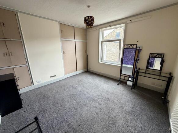 1 bed House to rent Image 6
