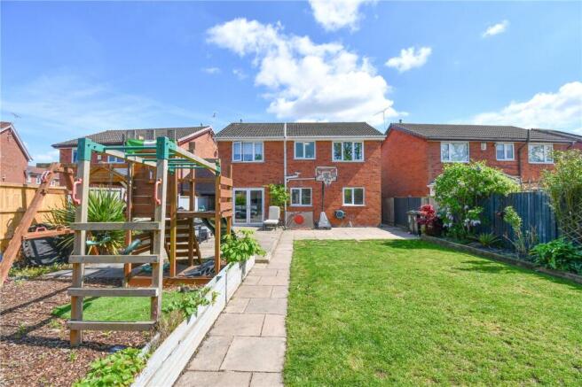 Hereford Avenue, Great Sutton, Ellesmere Port photo 4