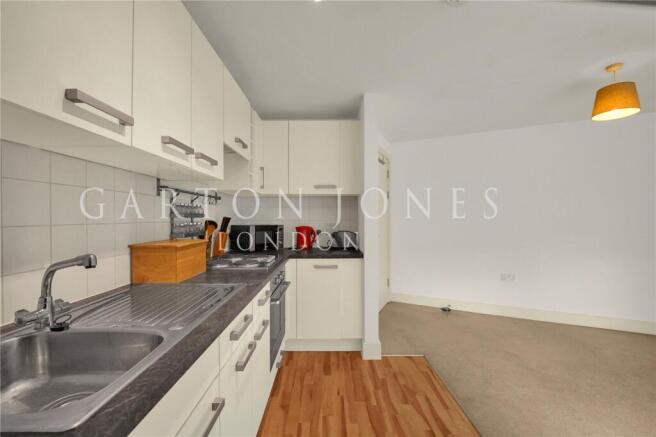6 Salamanca Place, Vauxhall, London, SE1 photo 4