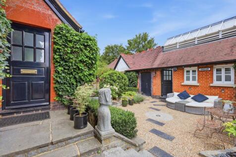 Great Stony Park, Ongar, CM5