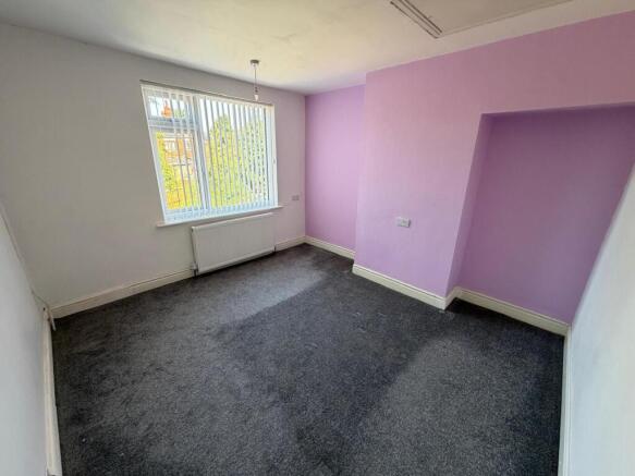 3 bed Semi-Detached for sale Image 11