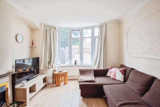 3 bed Semi-Detached for sale Image 5