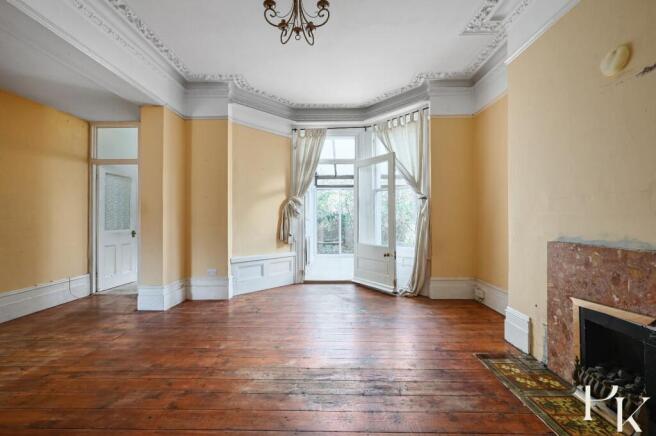 FLAT 2 - 22 SACKVILLE ROAD (2).jpg