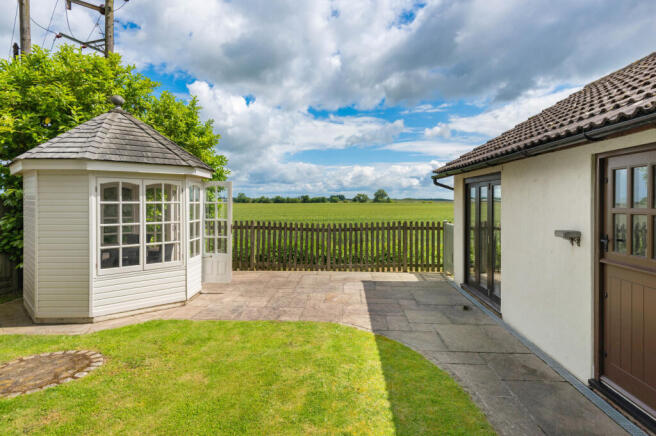 Garden/Annexe