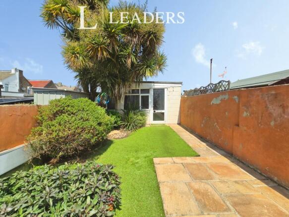 Garage/Garden