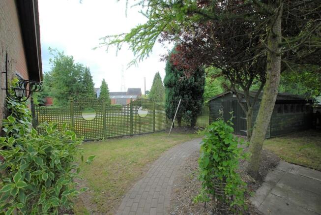 Photo 10