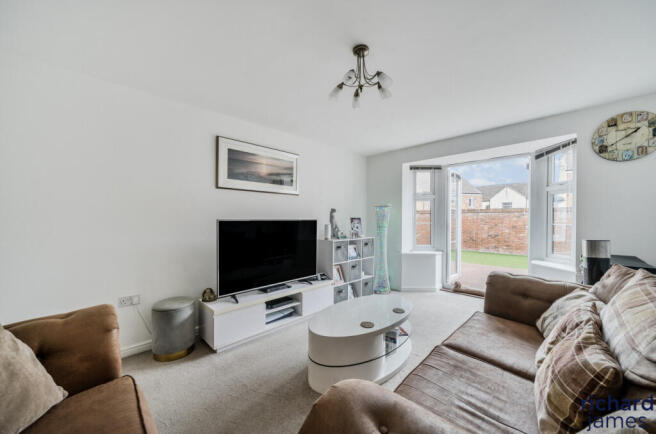 b55e9f82075a4e75b640d309ea8a3fe1