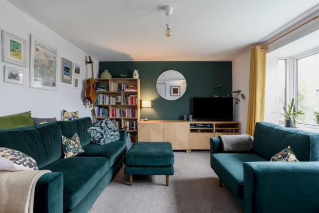 10A_Keble_Park_Crescent_3.jpg