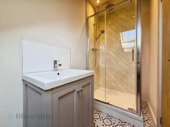 2 bed Apartment for sale Image 7