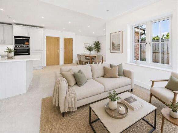 4 bed Detached for sale Image 5
