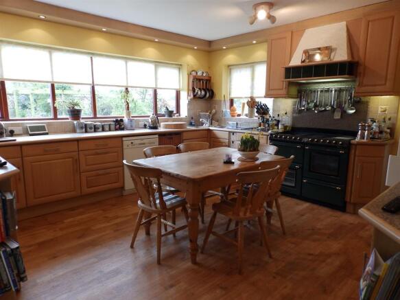 Kitchen 1