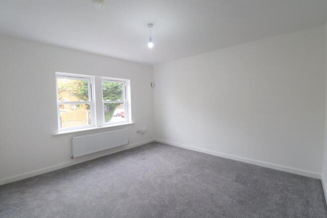 3 bed House for sale Image 4