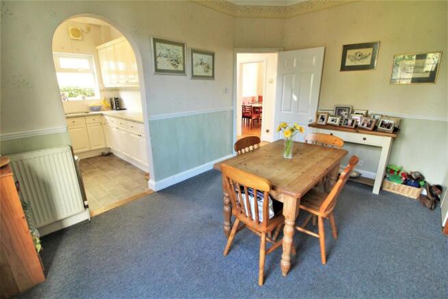 BREAKFAST ROOM