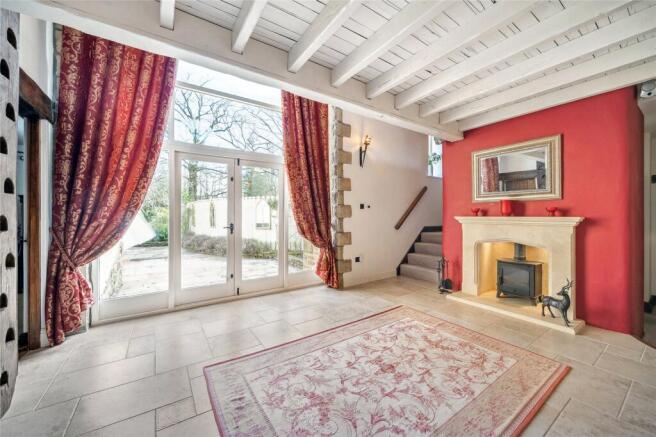 5 bed Detached for sale Image 4