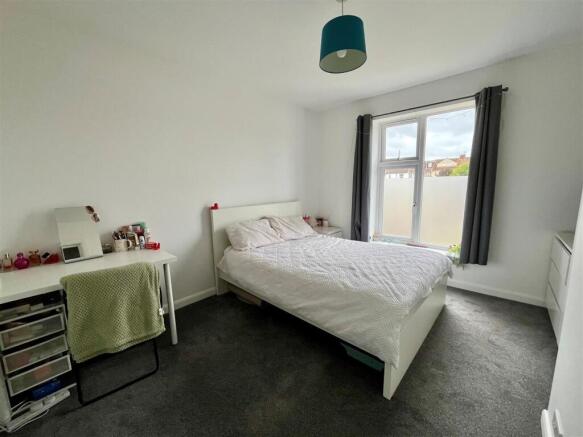 Bedroom 2.jpg
