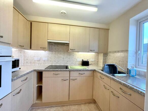 1 bed Apartment for sale Image 7