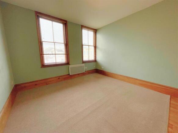 Living Room / Kitchen