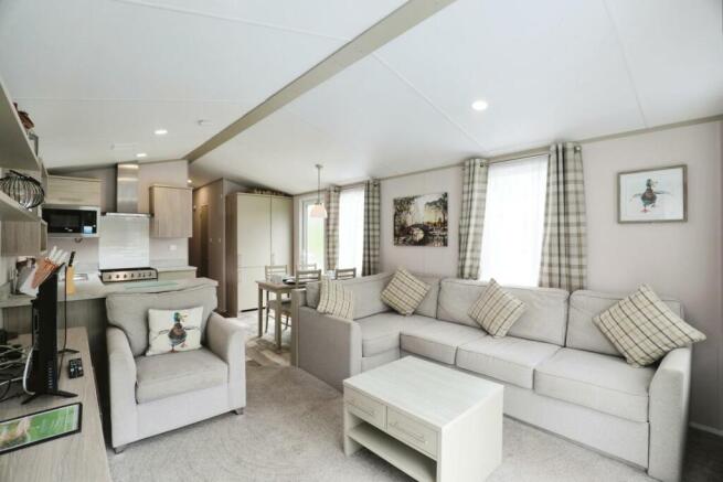 2 bed Park Home for sale Image 7