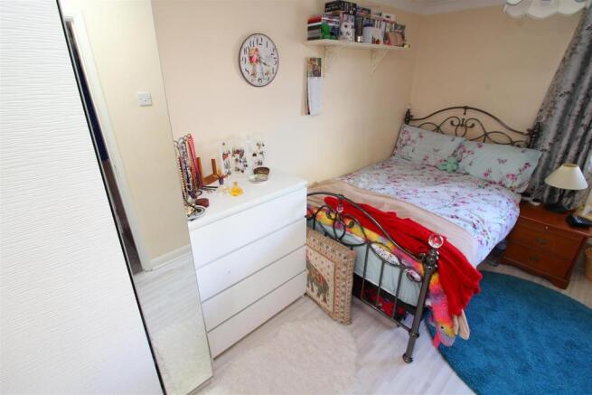 14 Bed 1.JPG