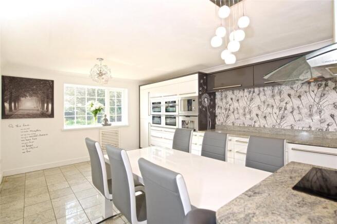 Kitchen/Breakfast