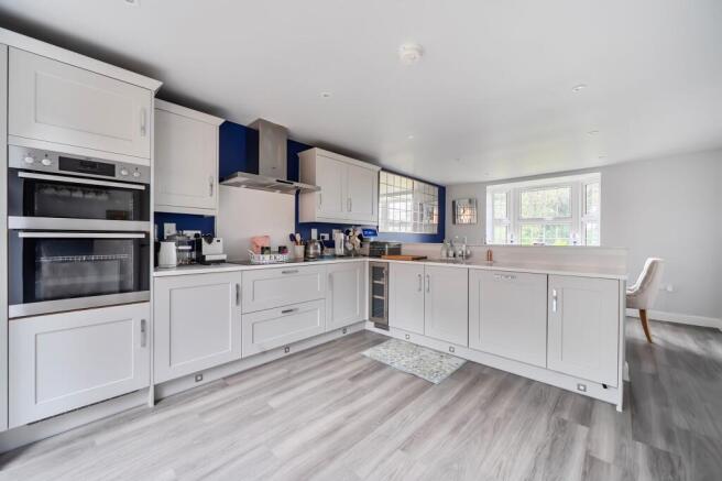 Open-plan Kitchen Dining Room