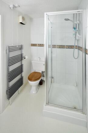 Re-Fitted En-Suite