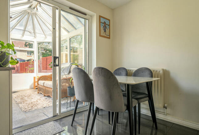 Kitchen/Dining Room