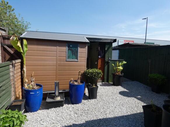 2 bed Terraced for sale Image 12